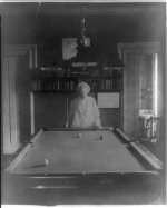 samuel clemons 1910.jpg