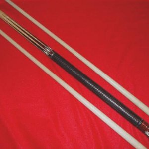 Phillippi six-point s\Snakewood & Ivory cue