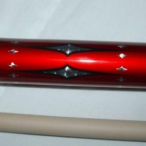 design on the butt sleeve of Red Starlight by Cuetec