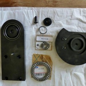 Pic-10 40X52x7 bearing installed in Top plate.
C' sink screw with nylon locking cross drilled and inserted.