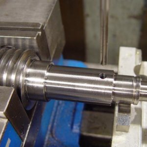 Drill and ream, for cross pin