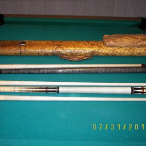 Whats in the case:
Jacoby Jump/Break
Phillippi (Gina Tribute)
It's George 2x4 python