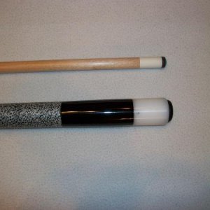 Rahz 3
This is my Jerry Rauenzahn Cue.
As soon as I'm done with my Pul Rum Proj, I'm going to  special order a new 1.