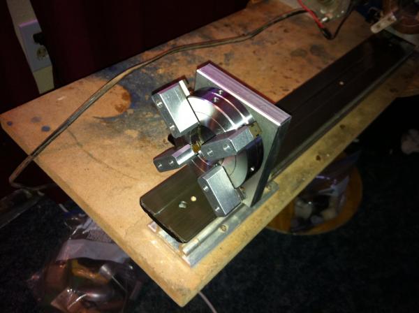4-jaw steady rest