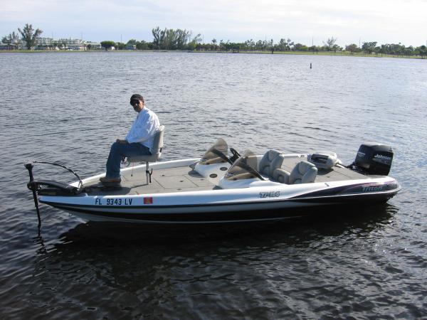 bobs boat 007