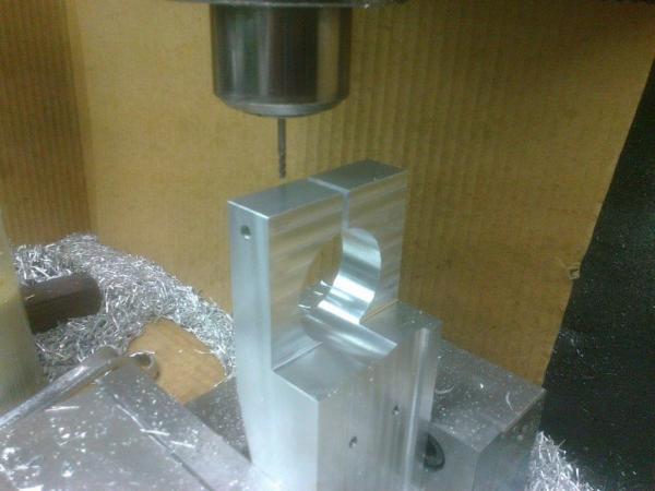 Cutting the 3mm wide slide through for the Router Clamp.
Slitting saws if available makes for a quick and easy way of slitting these sort of things.