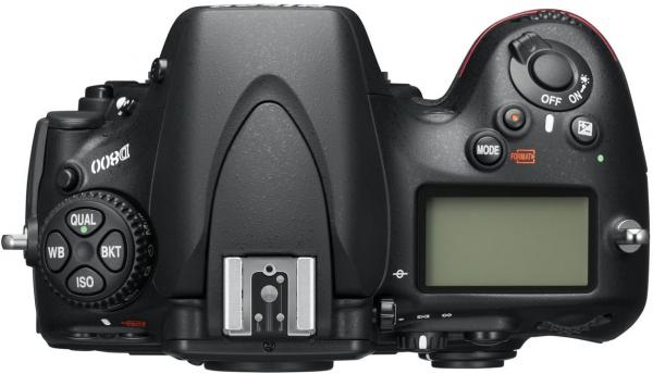 D800b