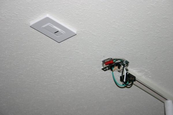Here I'm showing the nifty remote dimmer switch, which also has a manual function which proved rather necessary because one week after I got all this 