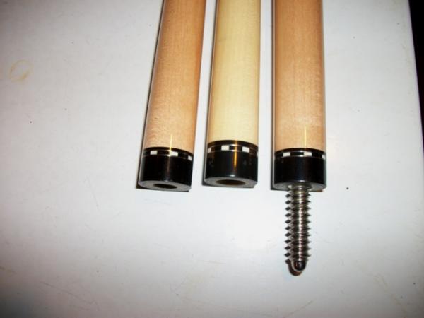 pool cues 001