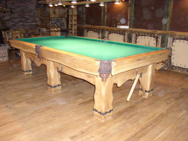 Rustic Log 'Klondike' model billiard table