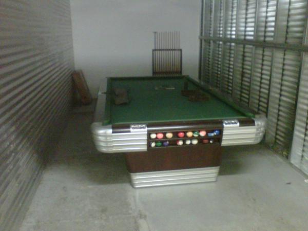 Storage table