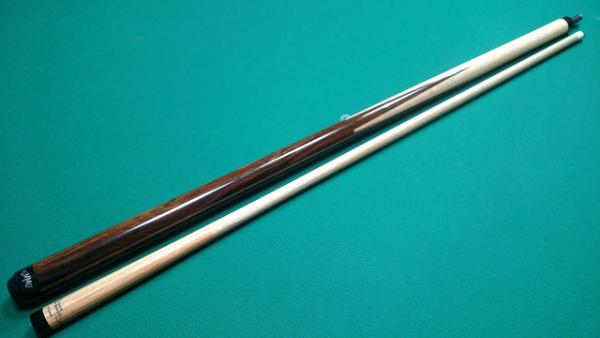 Summit Cue with Jacoby Edge Hybrid shaft