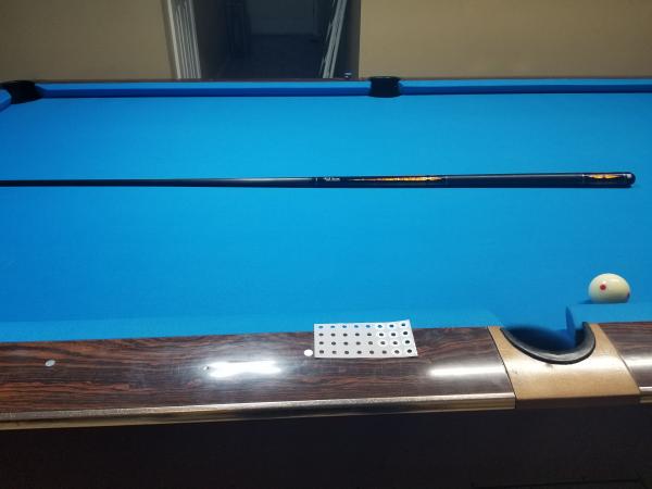 Table and cue
