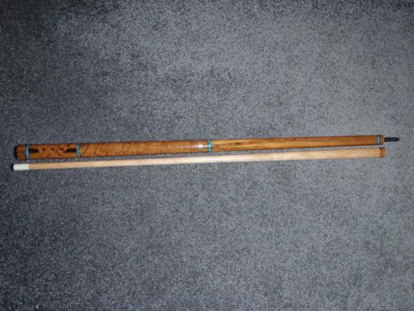 TEAK,TEAK BURL HANDLE,TEAK BURL BUTTERFLY POINTS.
TURQUOIS RINGS.