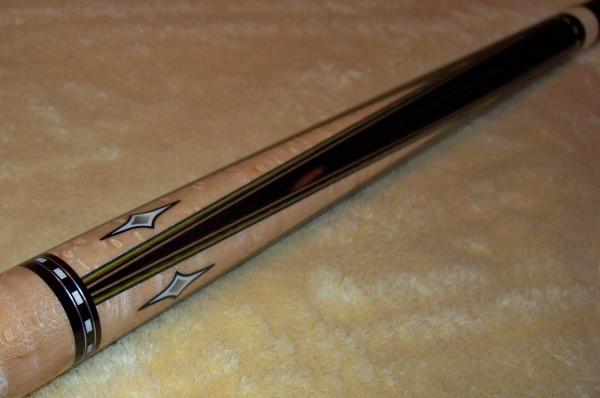 This is my second Capone cue and I love it.