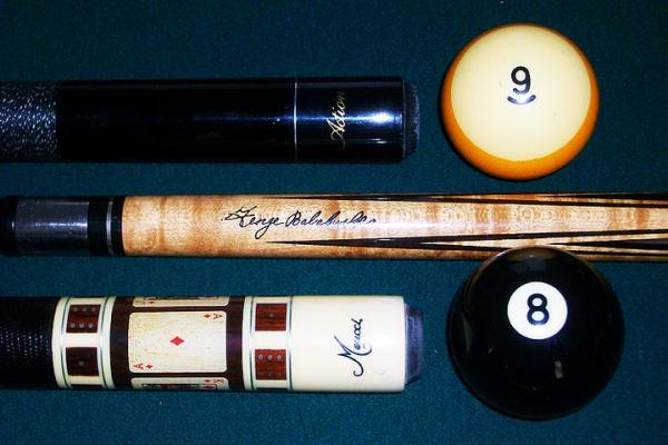 Top to Bottom:
Action Jump/Break Cue
Balabushka - Discontinued, made in '87
Meucci Gambler 3 with Custom Leather Wrap