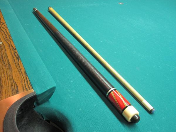 what i think it is a 1965 Paradise that what my dad said when he bought it in 65... i had it refinished though